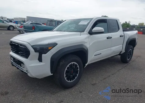 2024 Toyota Tacoma Trd Off Road 4Wd z USA, uszkodzony, nr VIN 3TYLB5JN9RT003413